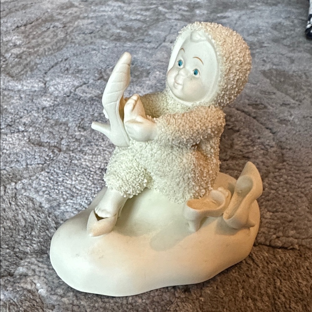 Department 56 Snowbabies Retail
Therapy Figurine